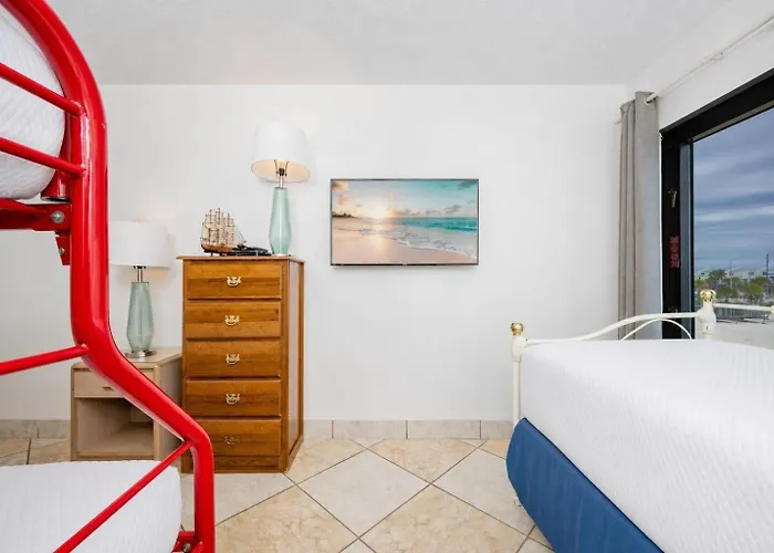 Apartment Island Winds East 101